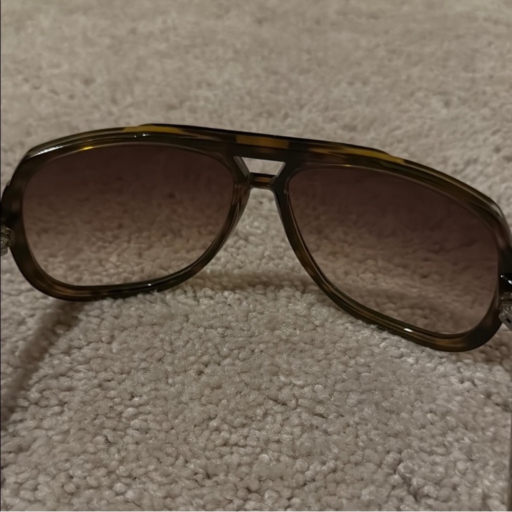 Gucci Sunglasses - Picture 5 of 7